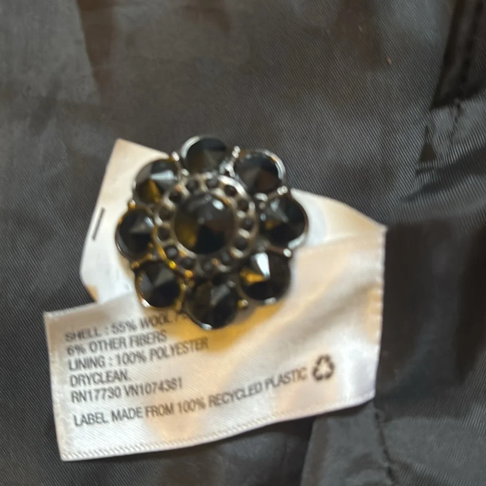 Small black and white polka dot Merona wool coat - Picture 4 of 5